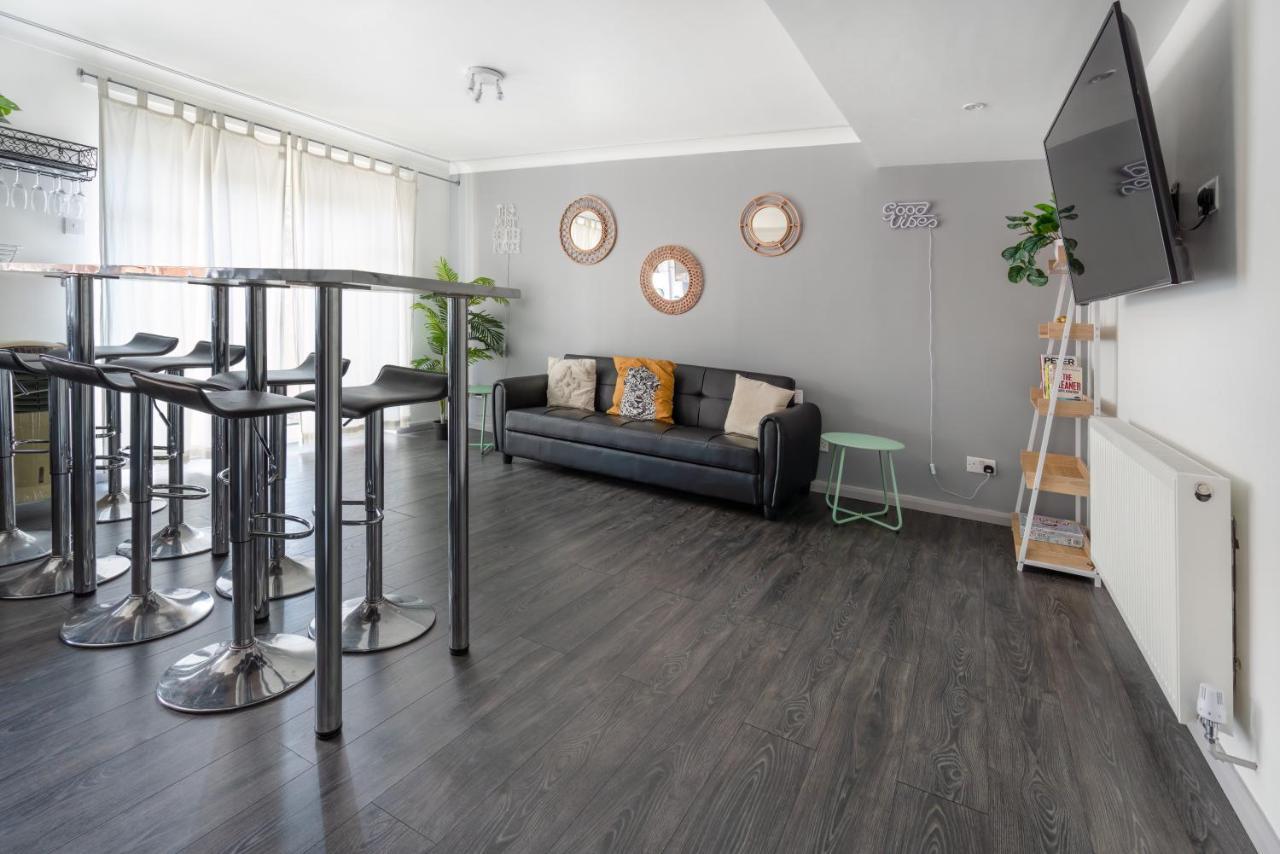 דירות Peacehaven Perfect Couple Retreat To Unwind&Relax With Hottub מראה חיצוני תמונה